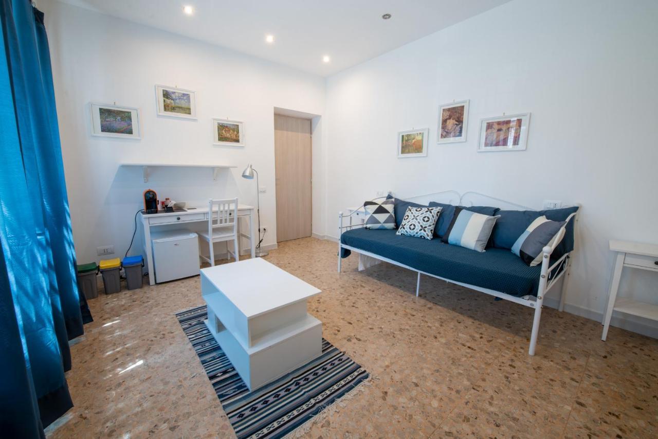 Casa Rosa Beige E Blu Apartment Roma Ngoại thất bức ảnh