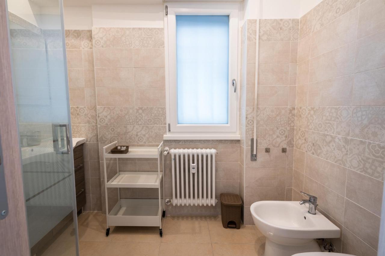 Casa Rosa Beige E Blu Apartment Roma Ngoại thất bức ảnh
