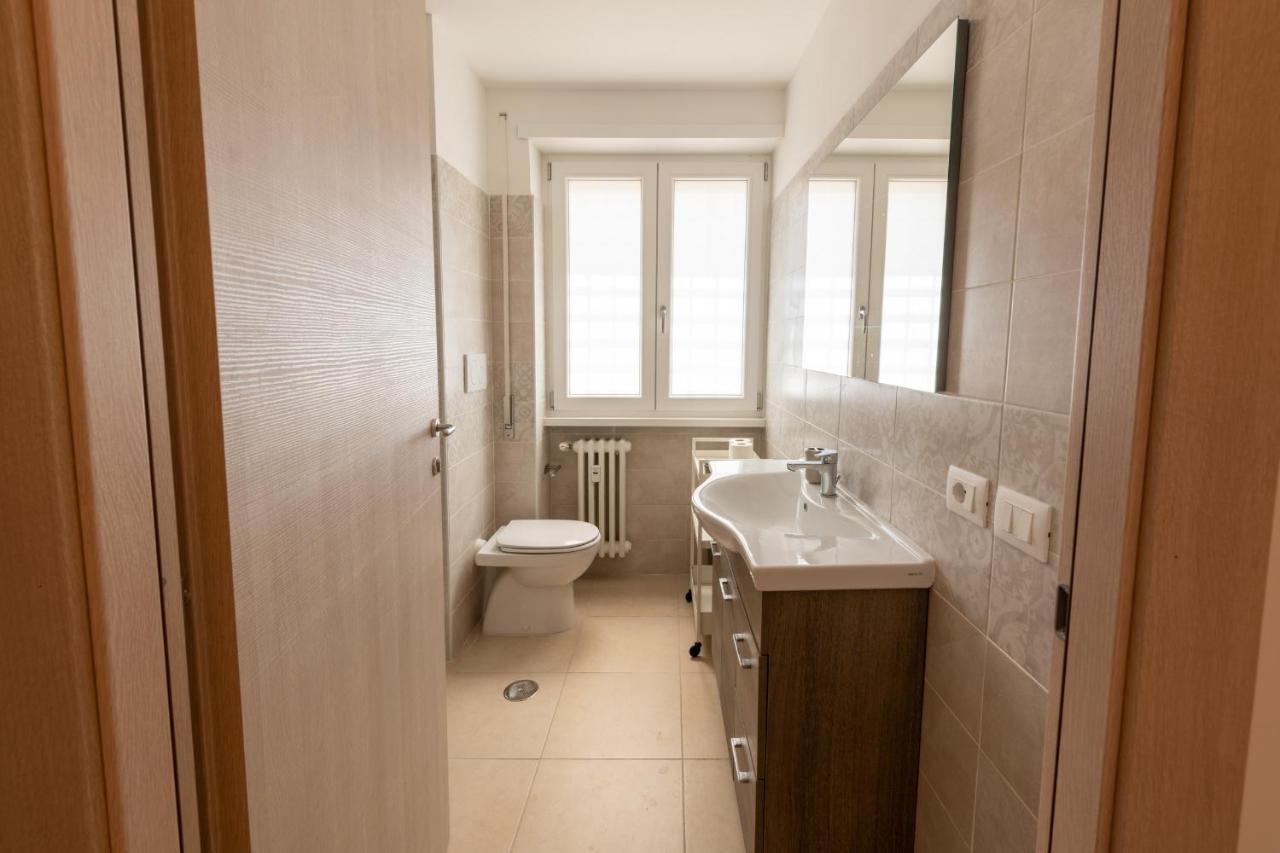 Casa Rosa Beige E Blu Apartment Roma Ngoại thất bức ảnh